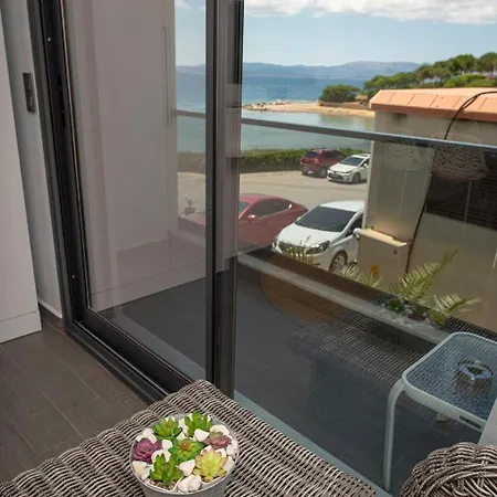 Mert * Çeşme