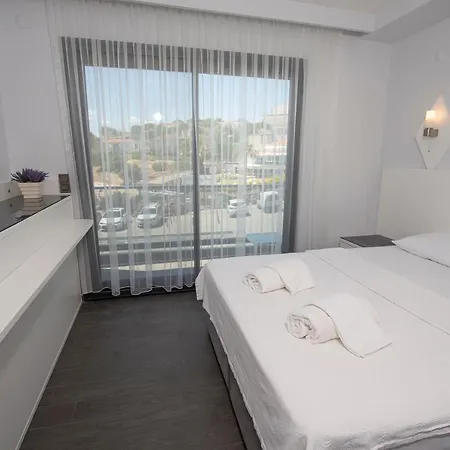 Ξενοδοχείο Mert